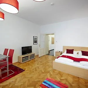  Appartamento Stadthalle - Familycityapartment Austria